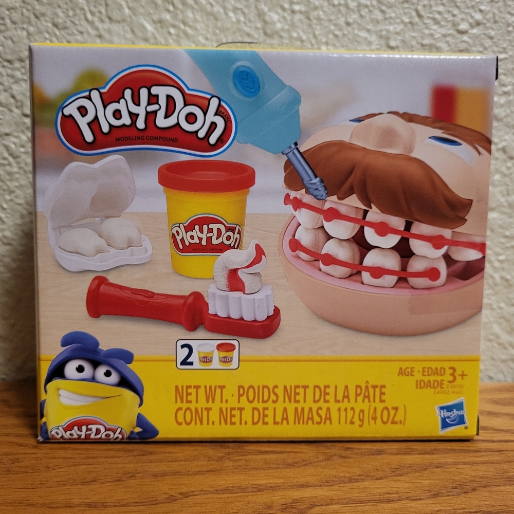 NIB Play-Doh Mini Doctor Drill 'n Fill